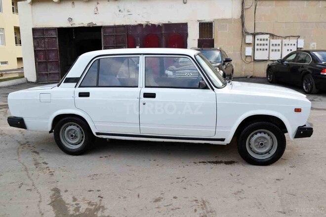 LADA (VAZ) 2107 2010, 130,000 km - 1.6 l - Bakı