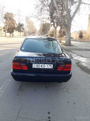 Mercedes E 200 1997, 213,456 km - 2.0 l - Gəncə