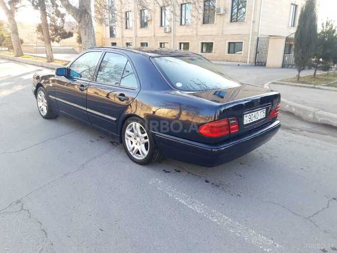 Mercedes E 200 1997, 213,456 km - 2.0 l - Gəncə