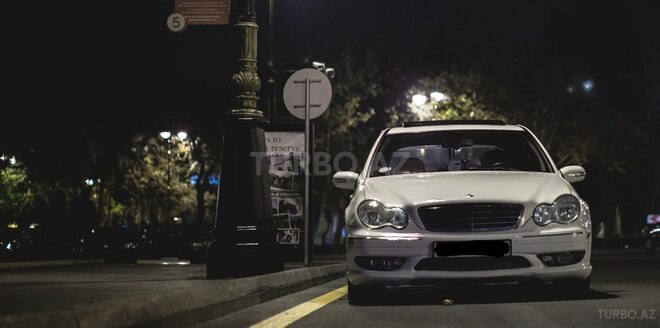 Mercedes C 230 2005, 270,000 km - 1.8 л - Bakı