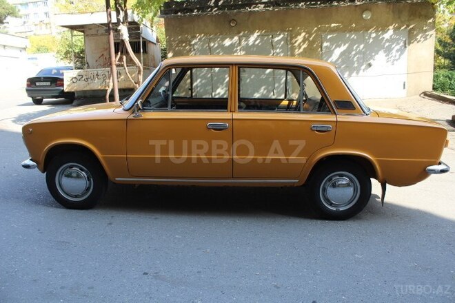 LADA (VAZ) 21011 1984, 27,000 km - 1.2 л - Bakı