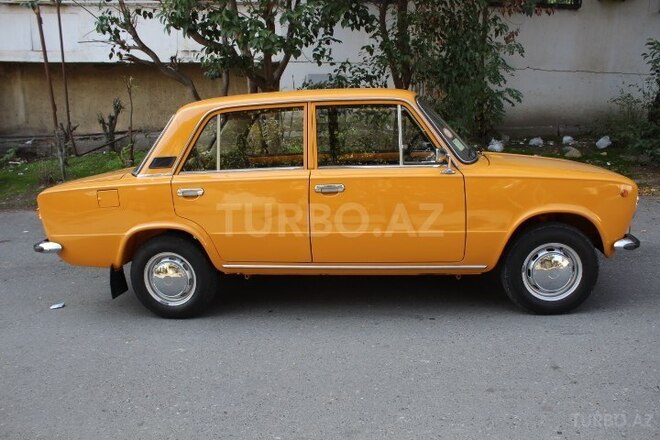 LADA (VAZ) 21011 1984, 27,000 km - 1.2 л - Bakı