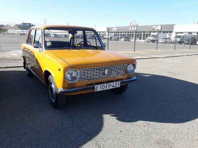LADA (VAZ) 21011 1984, 27,400 km - 1.3 л - Bakı
