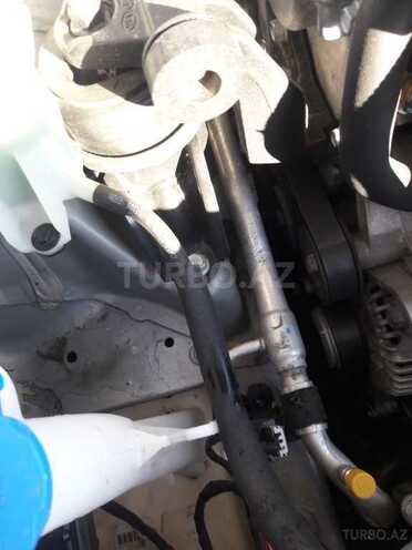 Hyundai Sonata 2011, 45,000 km - 2.0 l - Qazax