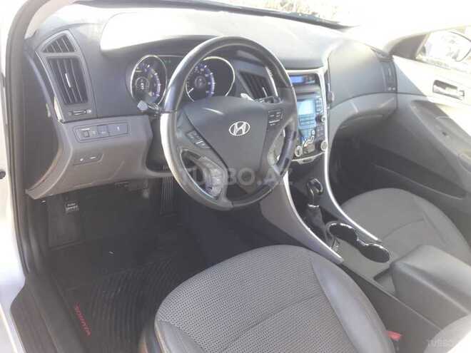 Hyundai Sonata 2011, 45,000 km - 2.0 l - Qazax