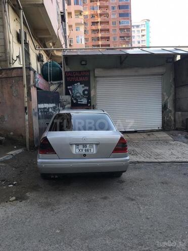 Mercedes C 220 1995, 306,000 km - 2.2 l - Bakı