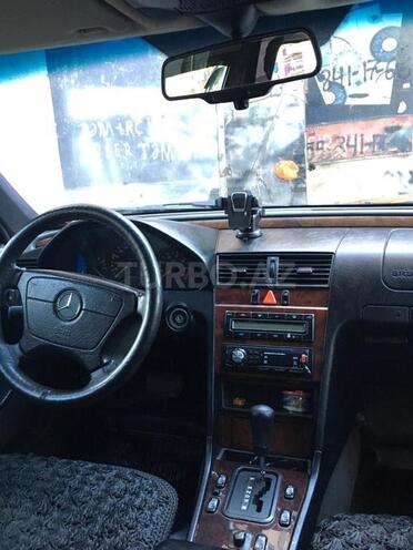 Mercedes C 220 1995, 306,000 km - 2.2 l - Bakı