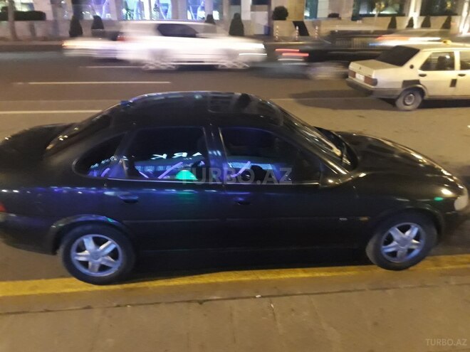 Opel Vectra 1996, 292,864 km - 1.8 l - Bakı