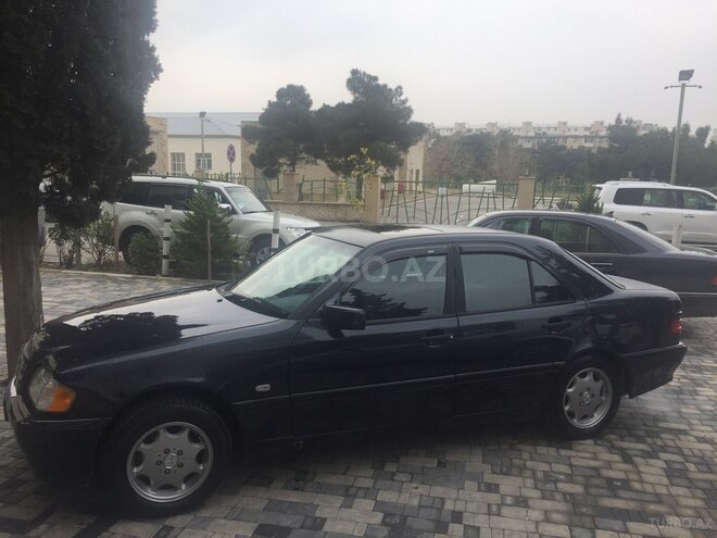 Mercedes C 240 1998, 306,000 km - 2.4 l - Bakı