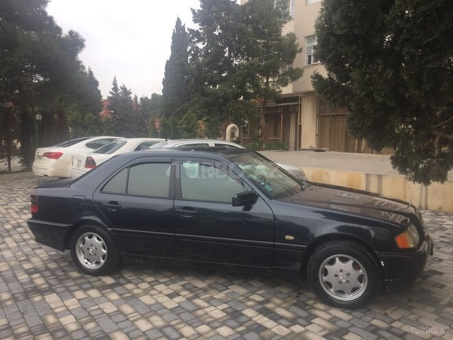 Mercedes C 240 1998, 306,000 km - 2.4 l - Bakı