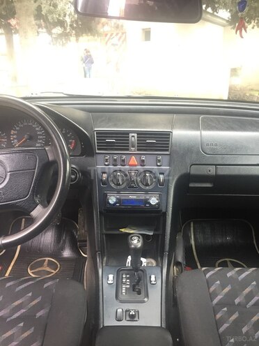 Mercedes C 240 1998, 306,000 km - 2.4 l - Bakı