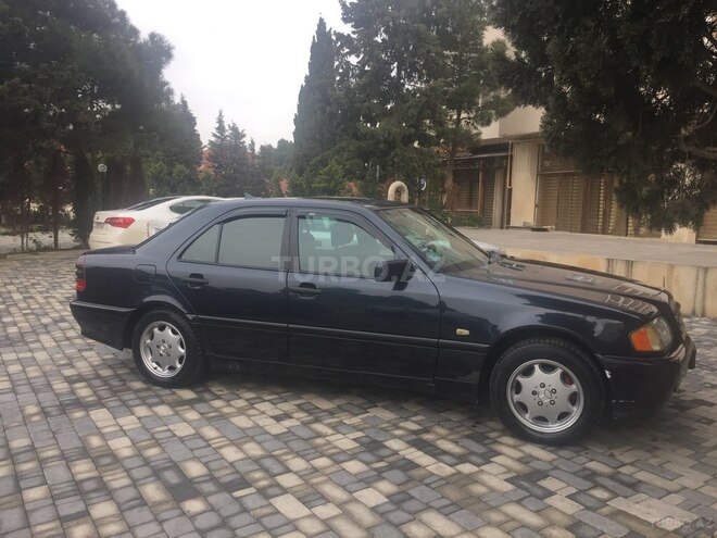 Mercedes C 240 1998, 306,000 km - 2.4 l - Bakı
