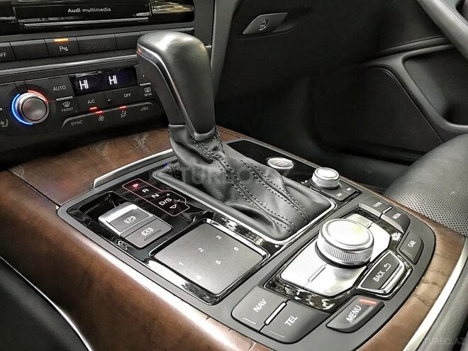 Audi A6 2016, 33,000 km - 2.0 л - Bakı