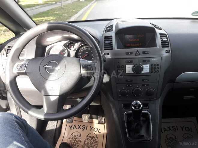 Opel Zafira 2007, 134,000 km - 1.6 л - Qusar
