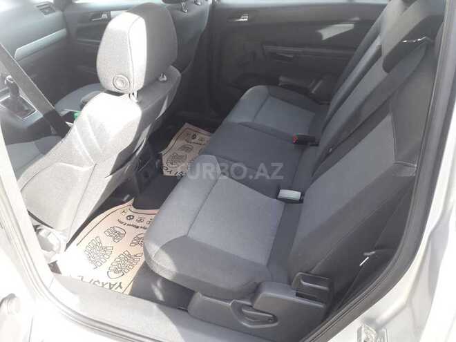 Opel Zafira 2007, 134,000 km - 1.6 л - Qusar
