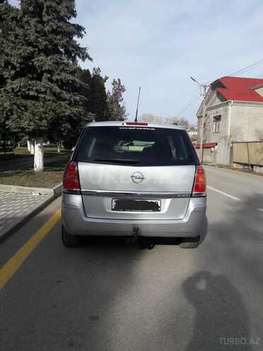 Opel Zafira 2007, 134,000 km - 1.6 л - Qusar