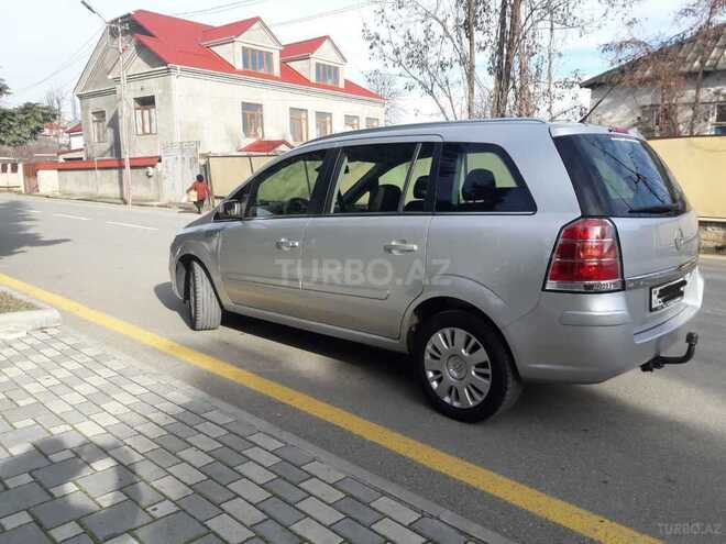 Opel Zafira 2007, 134,000 km - 1.6 л - Qusar