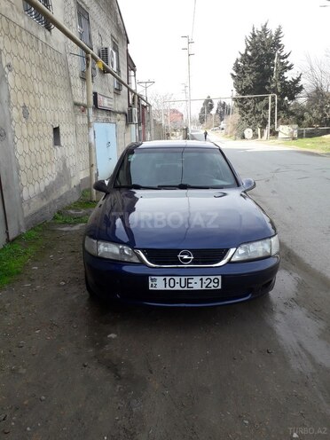 Opel Vectra 1996, 300,000 km - 1.8 l - Bakı