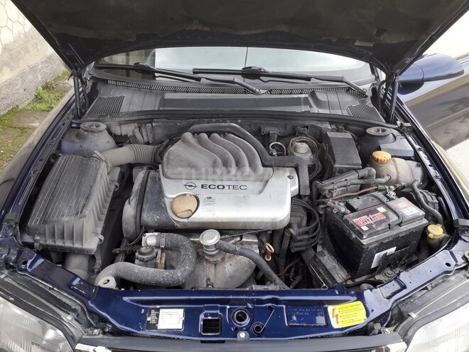 Opel Vectra 1996, 300,000 km - 1.8 l - Bakı