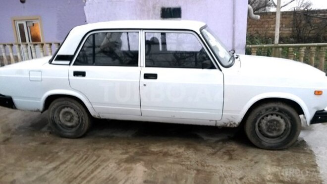 LADA (VAZ) 2107 2008, 251,563 km - 1.5 l - Salyan