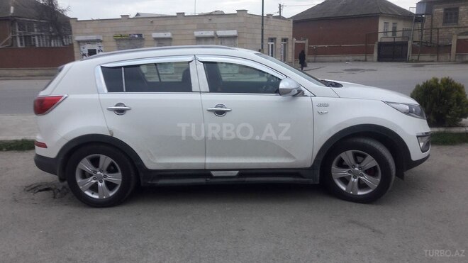 Kia Sportage 2013, 114,000 km - 2.0 l - Kürdəmir