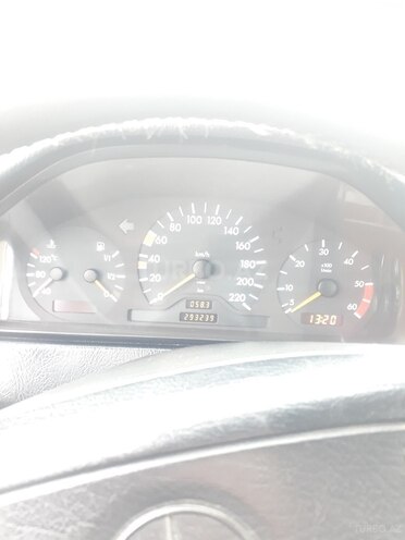 Mercedes C 200 1996, 293,000 km - 2.0 l - Quba