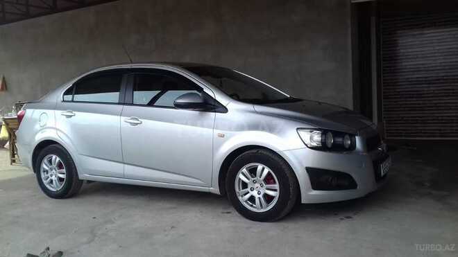 Chevrolet Aveo 2013, 125,000 km - 1.4 л - Quba
