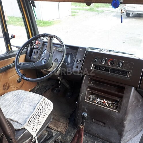 Mercedes 508 1990, 215,857 km - 2.3 l - Bakı