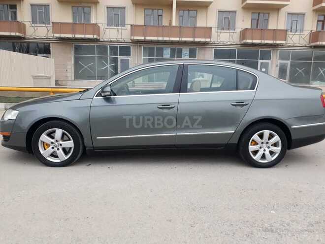 Volkswagen Passat 2005, 126,000 km - 2.0 l - Bakı