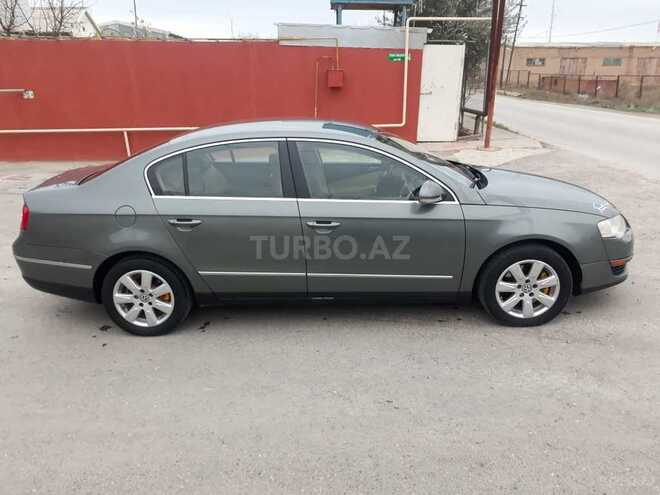 Volkswagen Passat 2005, 126,000 km - 2.0 l - Bakı