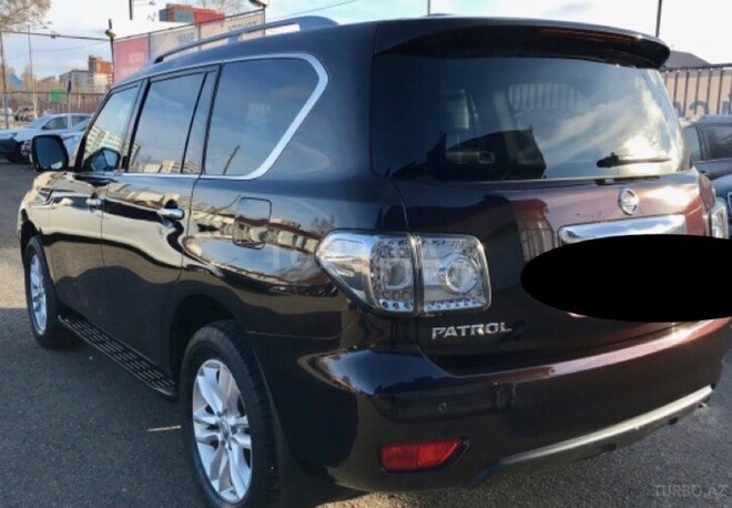 Nissan Patrol 2010, 120,000 km - 5.6 l - Bakı