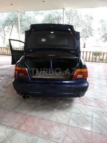 BMW 528 1996, 2,880,000 km - 2.8 l - Bakı