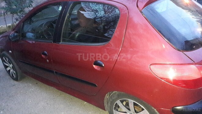 Peugeot 206 2005, 224,000 km - 1.6 л - Bakı
