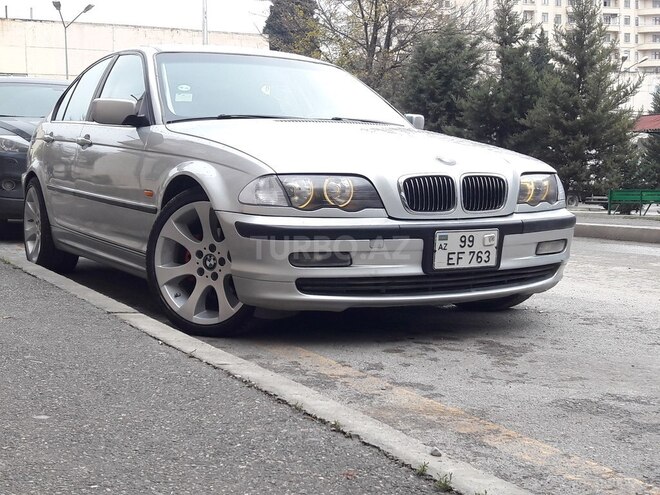 BMW 320 2001, 197,600 km - 2.2 l - Bakı
