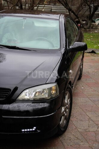 Opel Astra 2000, 300,000 km - 1.8 l - Bakı