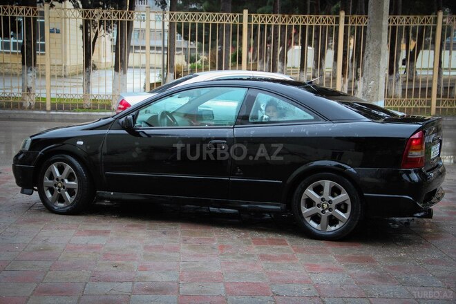 Opel Astra 2000, 300,000 km - 1.8 l - Bakı