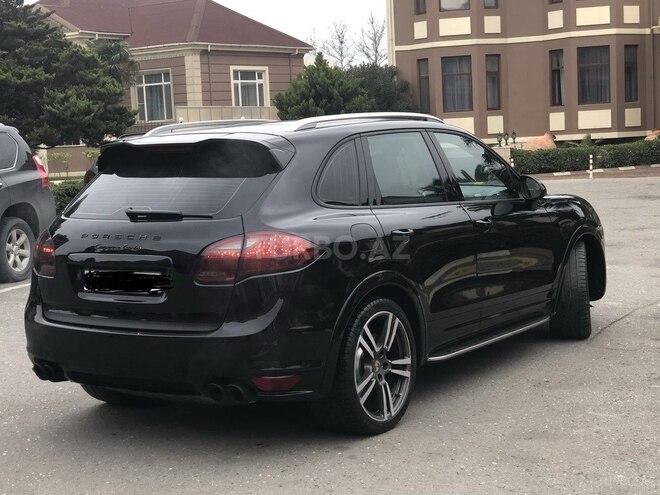 Porsche Cayenne Turbo 2011, 115,000 km - 4.8 l - Bakı