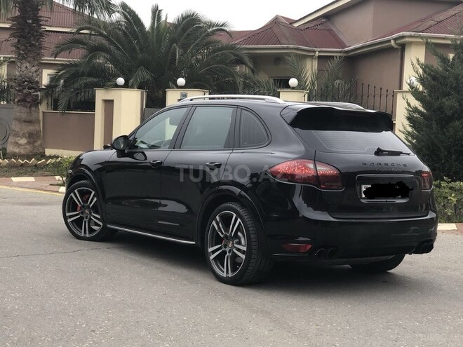 Porsche Cayenne Turbo 2011, 115,000 km - 4.8 l - Bakı