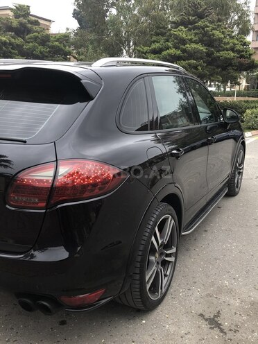 Porsche Cayenne Turbo 2011, 115,000 km - 4.8 l - Bakı