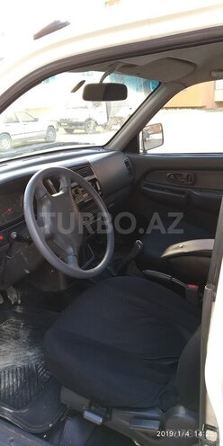 Mitsubishi L200 2006, 420,000 km - 2.5 l - Bakı