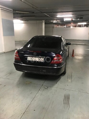 Mercedes E 320 2004, 267,000 km - 3.2 l - Bakı