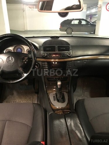 Mercedes E 320 2004, 267,000 km - 3.2 l - Bakı