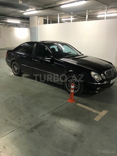 Mercedes E 320 2004, 267,000 km - 3.2 l - Bakı