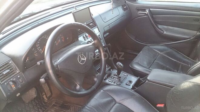 Mercedes C 230 1999, 213,000 km - 2.3 l - Bakı