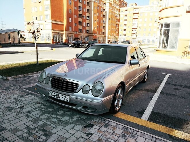 Mercedes E 320 1999, 140,000 km - 3.2 l - Bakı