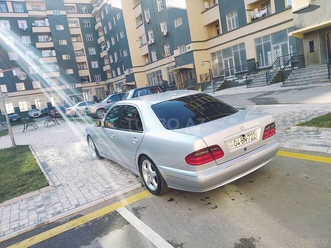 Mercedes E 320 1999, 140,000 km - 3.2 l - Bakı