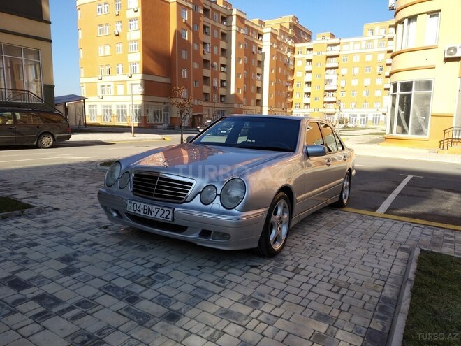 Mercedes E 320 1999, 140,000 km - 3.2 l - Bakı