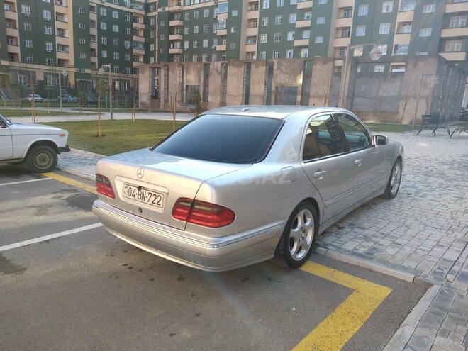 Mercedes E 320 1999, 140,000 km - 3.2 l - Bakı