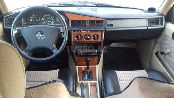 Mercedes 190 1991, 200,000 km - 2.0 l - Bakı