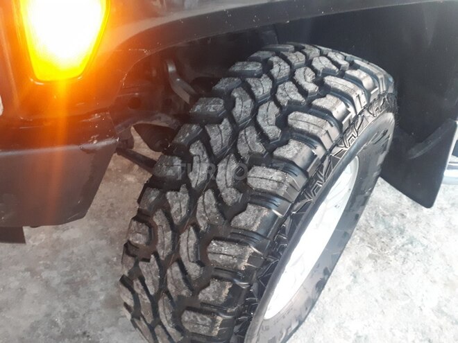 Hummer H3 2006, 137,800 km - 3.5 l - Bakı